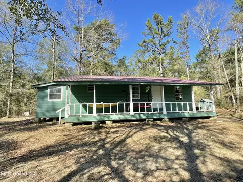 Exterior - 145 Eubanks Dr, Lucedale, MS 39452 photo 5 of 11