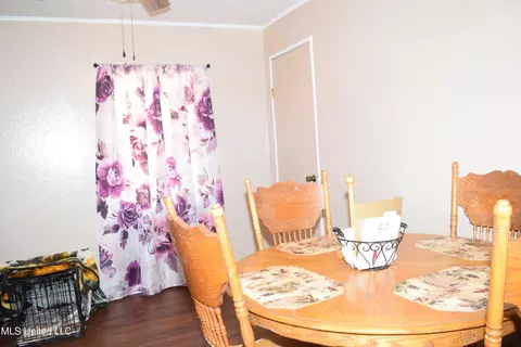 Dining - 145 Eubanks Dr, Lucedale, MS 39452 photo 1 of 1