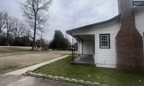 Other - 1289 South St, Grenada, MS 38901 photo 2 of 8