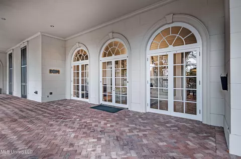 Exterior - 1200 Meadowbrook Rd #24, Jackson, MS 39206 photo 4 of 11