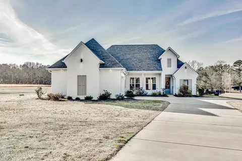 162 Harrell Rd, Pelahatchie, MS 39145