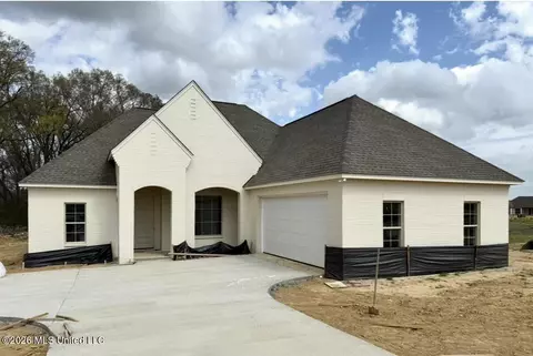 212 Garnet Dr, Canton, MS 39046