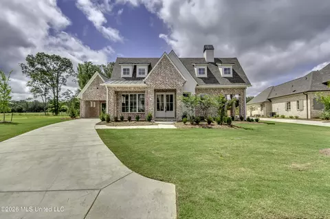 Exterior - 624 Big Valley Loop, Flowood, MS 39232 photo 12 of 13