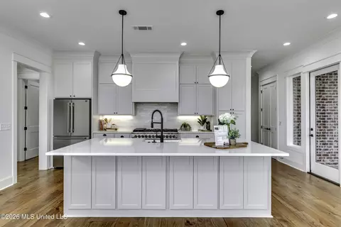 Kitchen - 624 Big Valley Loop, Flowood, MS 39232 photo 1 of 6