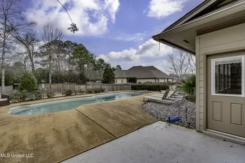 Exterior - 106 Normandy Ct, Madison, MS 39110 photo 7 of 9
