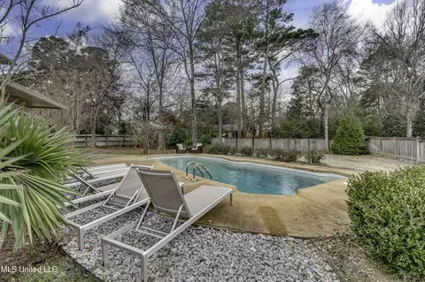 Exterior - 106 Normandy Ct, Madison, MS 39110 photo 6 of 9