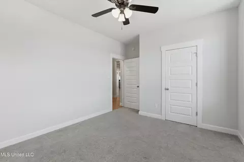 Bedroom - 372 Fawn Grove Trl, Hernando, MS 38632 photo 2 of 5