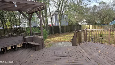 1039 Monroe St, Jackson, MS 39202 photo 4