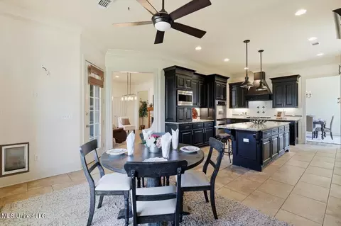 Kitchen - 134 Hampton Chase, Madison, MS 39110 photo 6 of 6