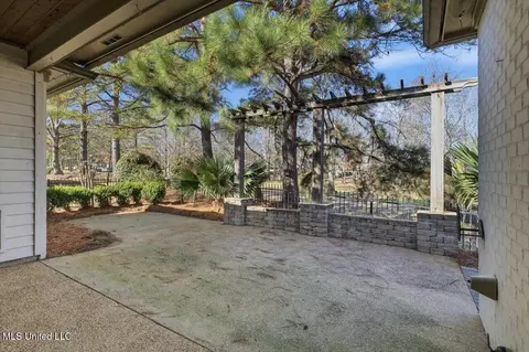 Exterior - 134 Hampton Chase, Madison, MS 39110 photo 5 of 7