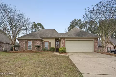 107 Kings Xing, Canton, MS 39046