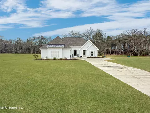 991 Mullican Rd, Florence, MS 39073 photo 2
