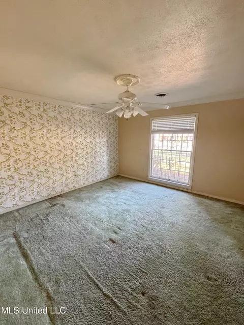 Bedroom - 980 Royal Oak Dr, Jackson, MS 39209 photo 3 of 4