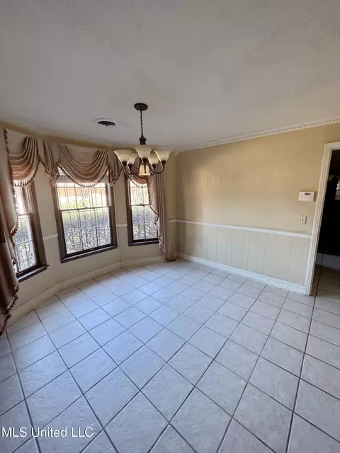 Other - 980 Royal Oak Dr, Jackson, MS 39209 photo 1 of 2