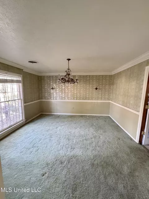 Dining - 980 Royal Oak Dr, Jackson, MS 39209 photo 1 of 1