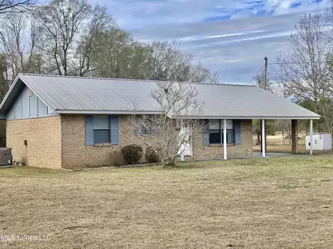 Exterior - 2221 Highway 63, Lucedale, MS 39452 photo 2 of 7