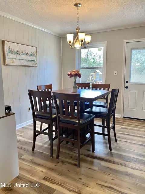 Dining - 2221 Highway 63, Lucedale, MS 39452 photo 2 of 4