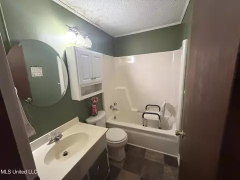Bath - 45 Hemlock Dr, Potts Camp, MS 38659 photo 2 of 2