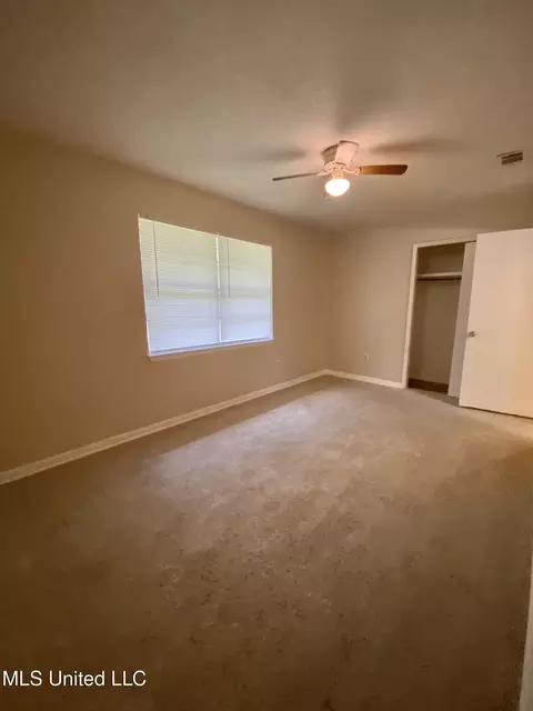 Bedroom - 4316 Knowlcrest Dr, Moss Point, MS 39562 photo 6 of 6