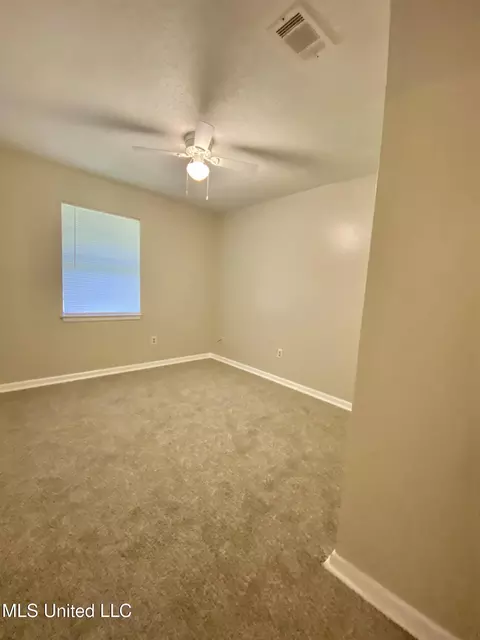 Bedroom - 4316 Knowlcrest Dr, Moss Point, MS 39562 photo 3 of 6