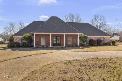 155 Beaufort Cir, Madison, MS 39110