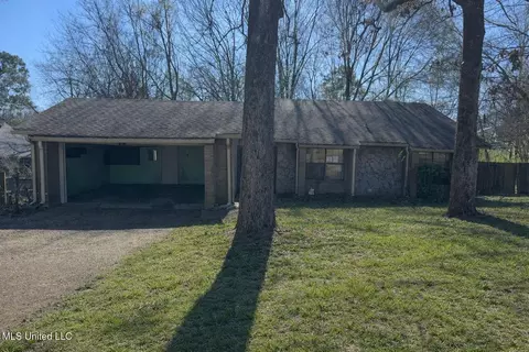101 Sandra Cv, Clinton, MS 39056