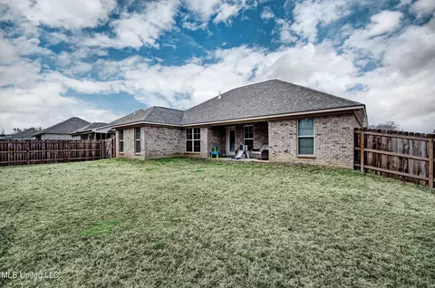 Exterior - 247 Hemingway Cir, Canton, MS 39046 photo 4 of 4