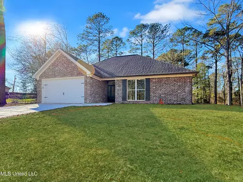 107 Elms Court Dr, Florence, MS 39073