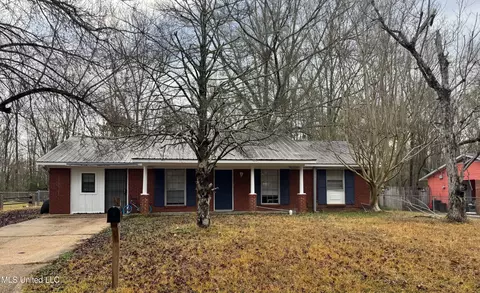 664 Queen Julianna Ln, Jackson, MS 39209
