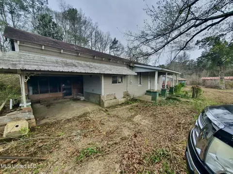 6042 Enterprise Rd, Summit, MS 39666