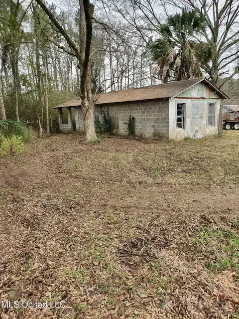 6042 Enterprise Rd, Summit, MS 39666 photo 3