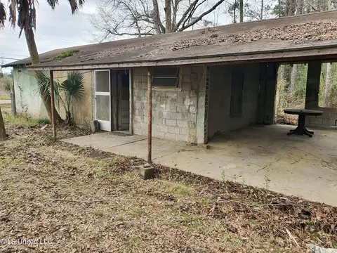 6042 Enterprise Rd, Summit, MS 39666 photo 2