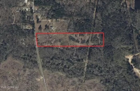 Cold Springs Road, Collins, MS 39428