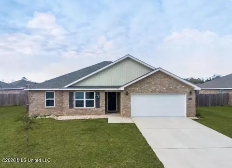 1021 Enclave Cir, Long Beach, MS 39560