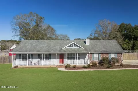 18128 Sherwood Ct, Saucier, MS 39574