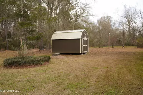 Exterior - 480 Universal St, Mccomb, MS 39648 photo 5 of 5