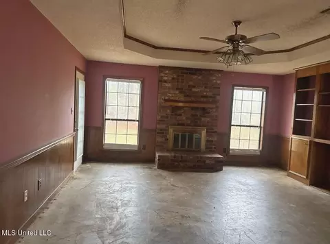 Living - 107 Davis Road Cv, Terry, MS 39170 photo 1 of 1
