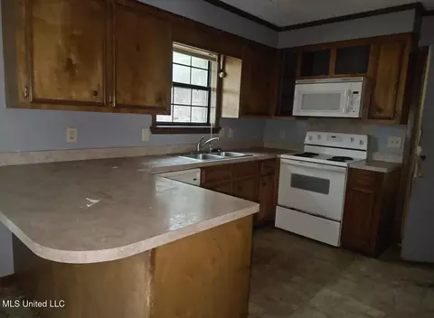 Other - 107 Davis Road Cv, Terry, MS 39170 photo 2 of 10