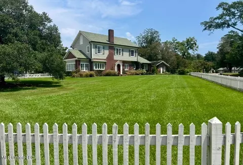 721 S Church St, Brookhaven, MS 39601