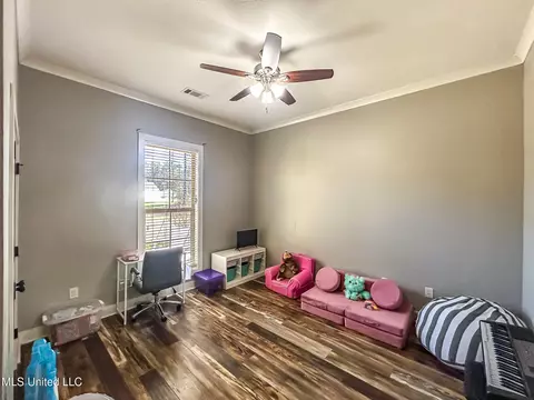 Bedroom - 154 Saddle Ridge Dr, Florence, MS 39073 photo 5 of 5