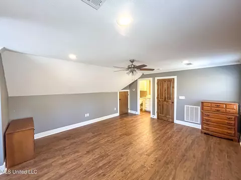 Bedroom - 154 Saddle Ridge Dr, Florence, MS 39073 photo 3 of 5