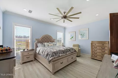 Bedroom - 111 Pecan Rdg, Brandon, MS 39047 photo 1 of 6