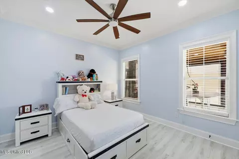 Bedroom - 111 Pecan Rdg, Brandon, MS 39047 photo 6 of 6