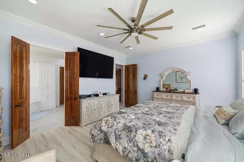 Bedroom - 111 Pecan Rdg, Brandon, MS 39047 photo 2 of 6