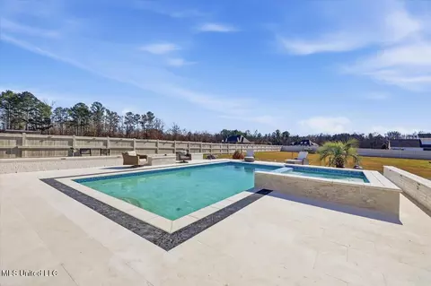 Exterior - 111 Pecan Rdg, Brandon, MS 39047 photo 15 of 26