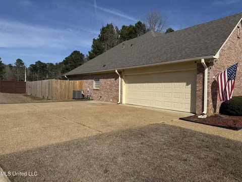 Exterior - 1101 Susan Cv, Brandon, MS 39042 photo 2 of 8
