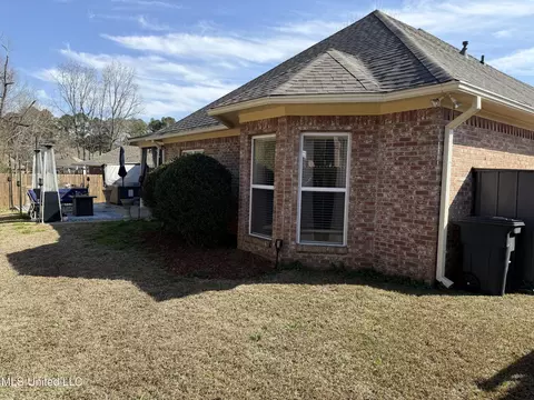 Exterior - 1101 Susan Cv, Brandon, MS 39042 photo 4 of 8