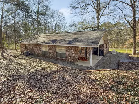 1019 Busy Ln, Summit, MS 39666 photo 12