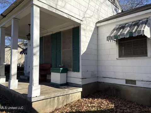 1304 Denson Ave, Jackson, MS 39209 photo 4