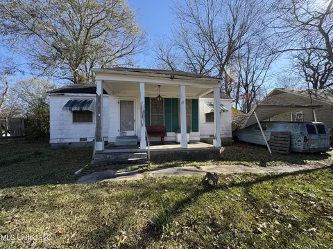 1304 Denson Ave, Jackson, MS 39209